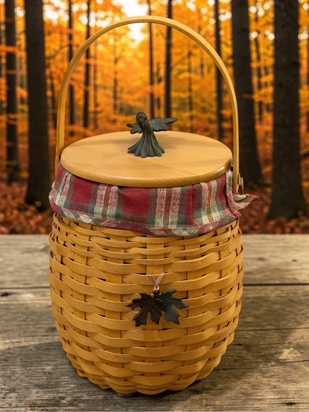 Longaberger 2000 Vintage Fall Basket Wooden Handle Fabric & Plastic Liner